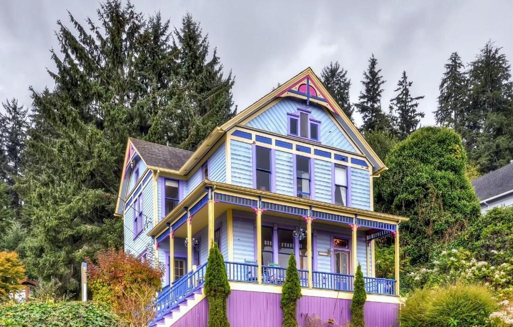 Astoria Painted Lady Historic Apt With River View! מראה חיצוני תמונה